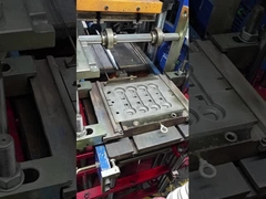 อุปกรณ์เสริมยางซิลิโคนที่กําหนดเอง พร้อมพับยางซิลิโคนสีดําและหัวปลาย